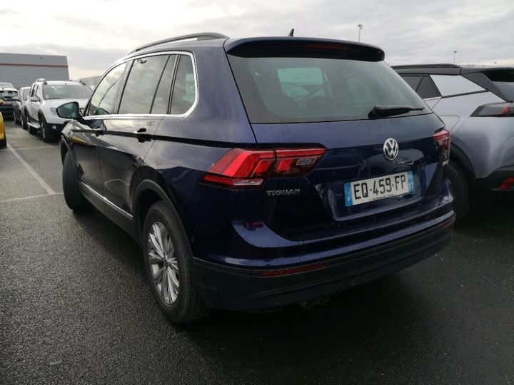 Photo 3 VIN: WVGZZZ5NZJW827490 - VOLKSWAGEN TIGUAN 