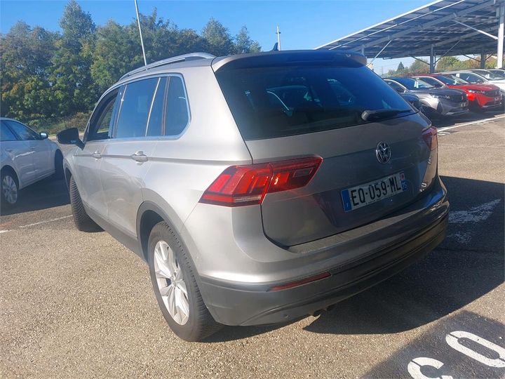 Photo 3 VIN: WVGZZZ5NZJW828400 - VOLKSWAGEN TIGUAN 