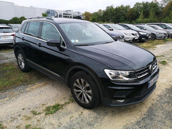 Photo 2 VIN: WVGZZZ5NZJW828458 - VOLKSWAGEN TIGUAN 