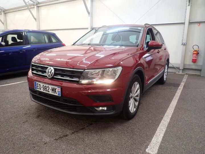 Photo 1 VIN: WVGZZZ5NZJW828462 - VOLKSWAGEN TIGUAN 