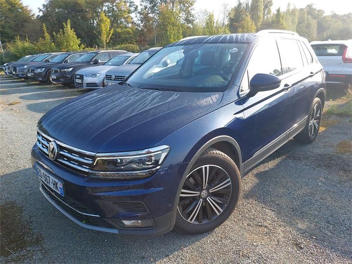 Photo 1 VIN: WVGZZZ5NZJW830965 - VOLKSWAGEN TIGUAN 