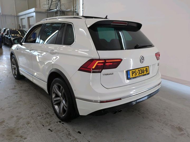 Photo 26 VIN: WVGZZZ5NZJW830987 - VW TIGUAN 