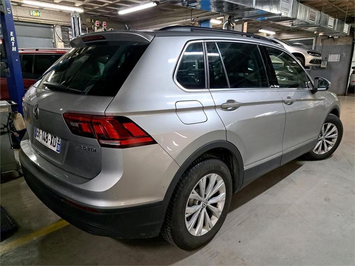 Photo 4 VIN: WVGZZZ5NZJW831061 - VOLKSWAGEN TIGUAN 