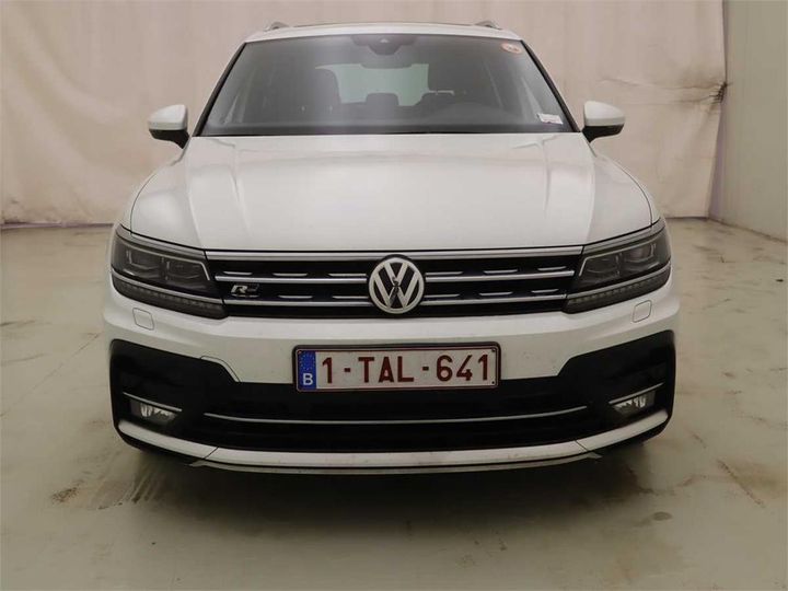 Photo 17 VIN: WVGZZZ5NZJW832081 - VOLKSWAGEN TIGUAN 