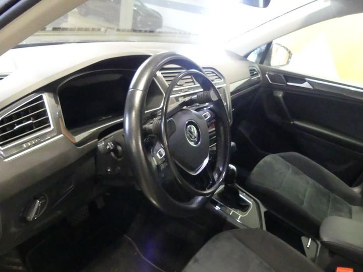 Photo 21 VIN: WVGZZZ5NZJW832280 - VOLKSWAGEN TIGUAN 