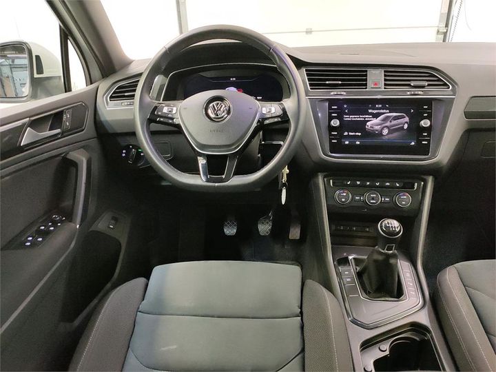 Photo 6 VIN: WVGZZZ5NZJW834644 - VOLKSWAGEN TIGUAN 