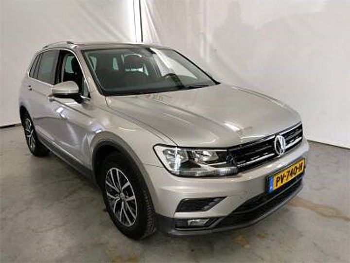 Photo 5 VIN: WVGZZZ5NZJW838036 - VOLKSWAGEN TIGUAN 