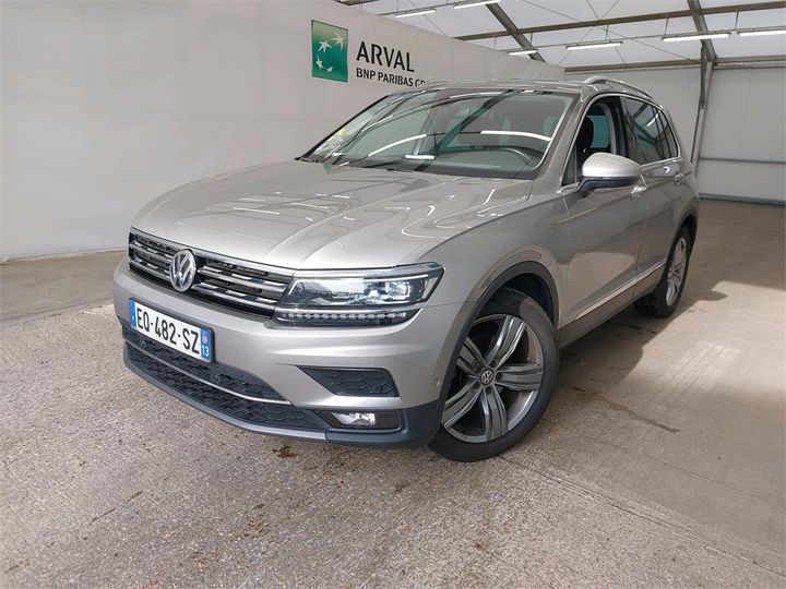 Photo 1 VIN: WVGZZZ5NZJW838772 - VOLKSWAGEN TIGUAN 