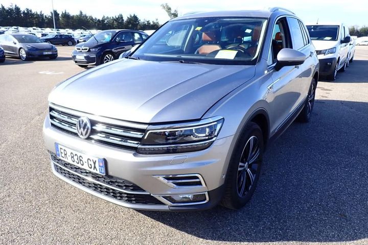 Photo 1 VIN: WVGZZZ5NZJW840228 - VOLKSWAGEN TIGUAN 