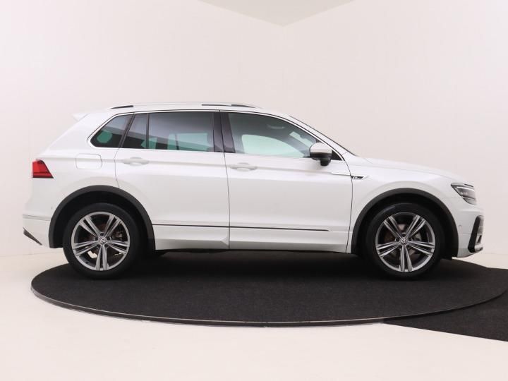 Photo 3 VIN: WVGZZZ5NZJW840486 - VOLKSWAGEN TIGUAN SUV 