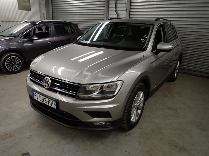 Photo 1 VIN: WVGZZZ5NZJW841043 - VOLKSWAGEN TIGUAN 