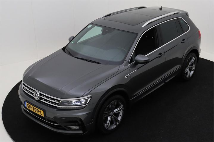 Photo 1 VIN: WVGZZZ5NZJW844906 - VOLKSWAGEN TIGUAN 