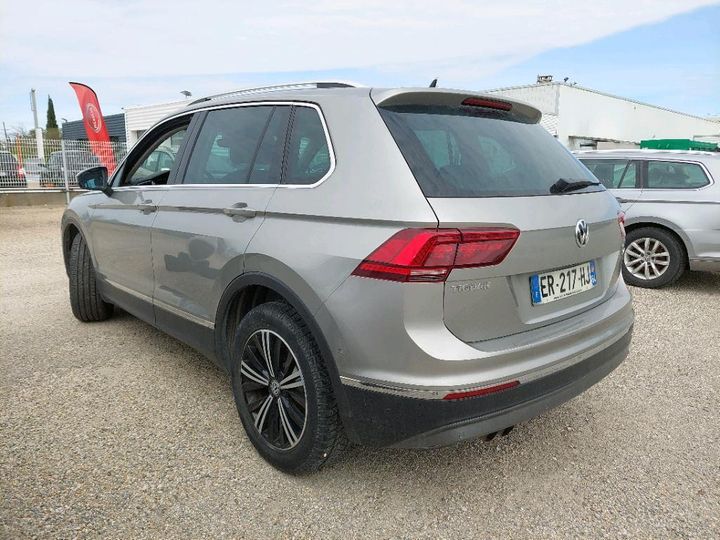 Photo 9 VIN: WVGZZZ5NZJW847066 - VOLKSWAGEN TIGUAN 