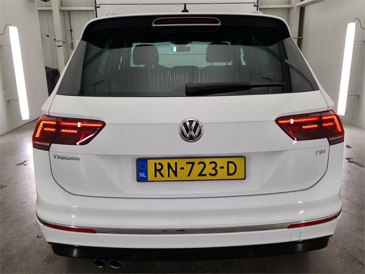 Photo 25 VIN: WVGZZZ5NZJW847152 - VOLKSWAGEN TIGUAN 