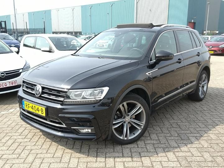 Photo 1 VIN: WVGZZZ5NZJW849962 - VOLKSWAGEN TIGUAN 