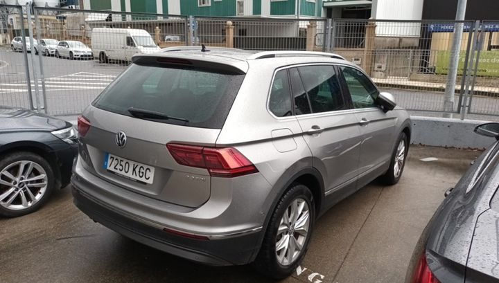 Photo 7 VIN: WVGZZZ5NZJW854309 - VOLKSWAGEN TIGUAN 