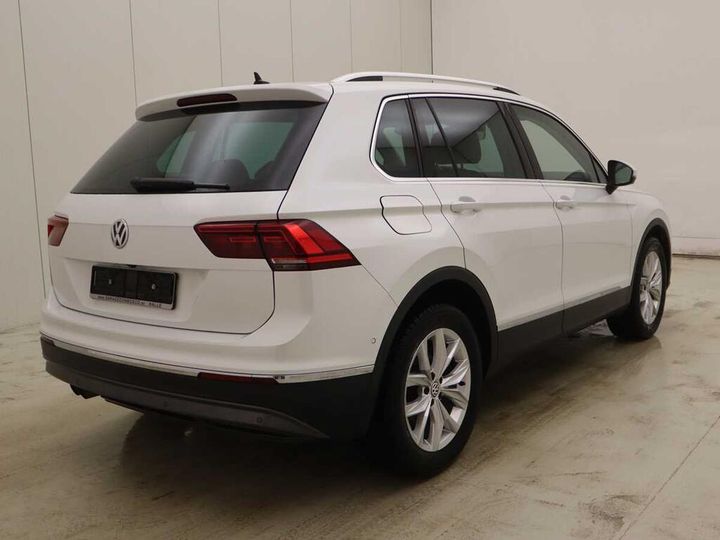 Photo 10 VIN: WVGZZZ5NZJW855736 - VOLKSWAGEN TIGUAN 