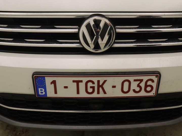 Photo 12 VIN: WVGZZZ5NZJW855736 - VOLKSWAGEN TIGUAN 