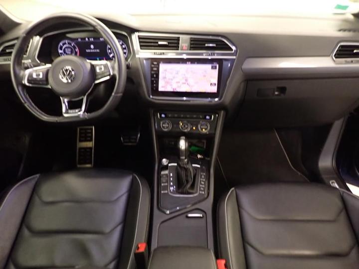 Photo 6 VIN: WVGZZZ5NZJW855877 - VOLKSWAGEN TIGUAN 