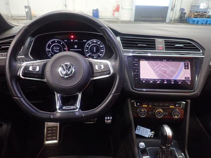 Photo 6 VIN: WVGZZZ5NZJW856917 - VOLKSWAGEN TIGUAN 