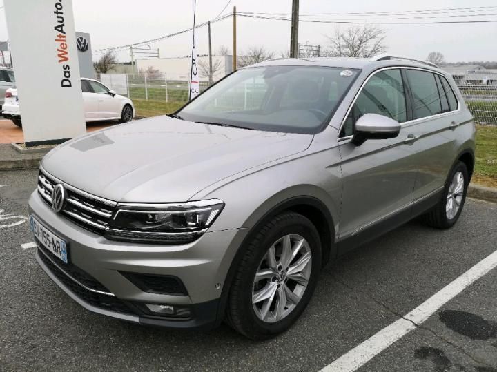 Photo 1 VIN: WVGZZZ5NZJW859275 - VOLKSWAGEN TIGUAN 