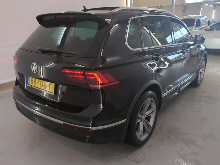 Photo 1 VIN: WVGZZZ5NZJW859329 - VW TIGUAN 