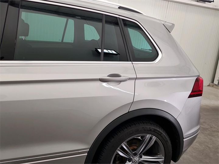 Photo 24 VIN: WVGZZZ5NZJW862197 - VOLKSWAGEN TIGUAN 