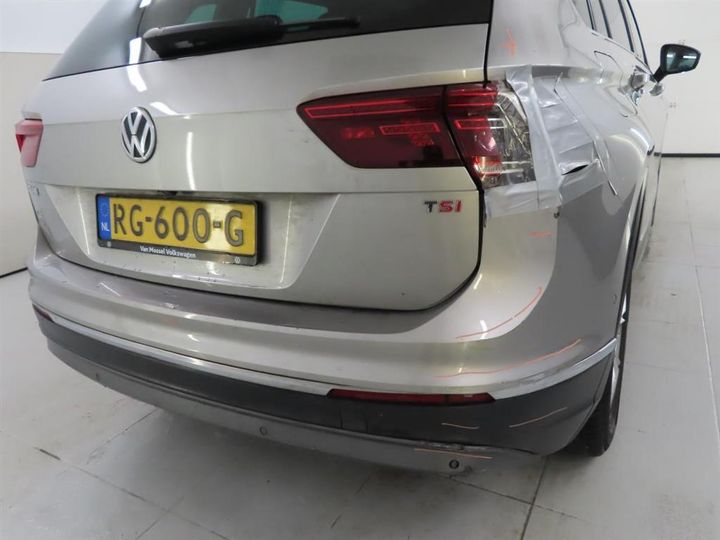 Photo 16 VIN: WVGZZZ5NZJW862225 - VW TIGUAN 