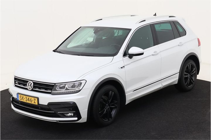 Photo 1 VIN: WVGZZZ5NZJW864247 - VOLKSWAGEN TIGUAN 