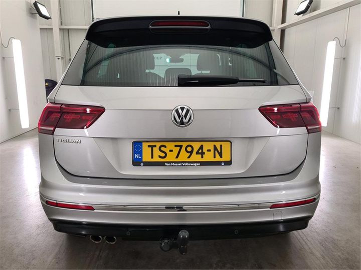 Photo 28 VIN: WVGZZZ5NZJW864629 - VOLKSWAGEN TIGUAN 