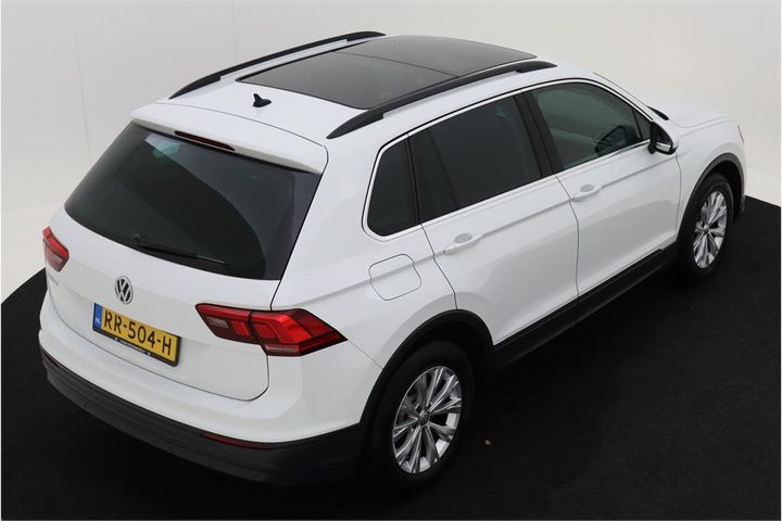 Photo 3 VIN: WVGZZZ5NZJW865007 - VOLKSWAGEN TIGUAN 