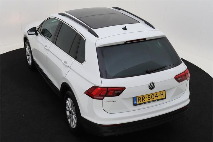 Photo 4 VIN: WVGZZZ5NZJW865007 - VOLKSWAGEN TIGUAN 