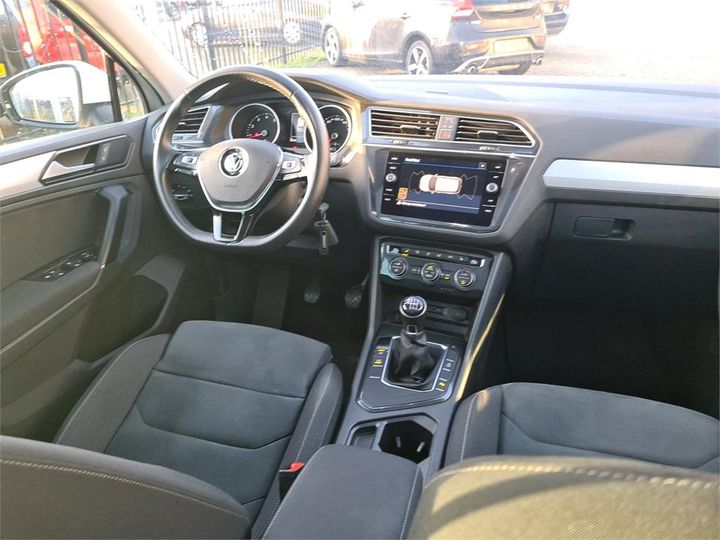 Photo 6 VIN: WVGZZZ5NZJW865007 - VOLKSWAGEN TIGUAN 