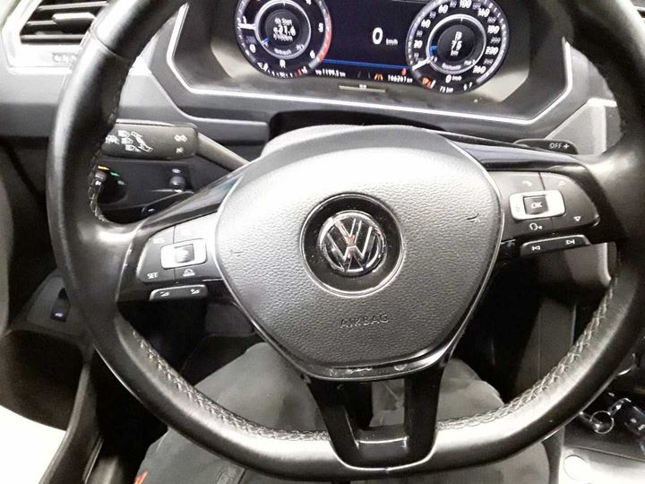 Photo 14 VIN: WVGZZZ5NZJW867394 - VOLKSWAGEN TIGUAN 2.0 TDI SCR 