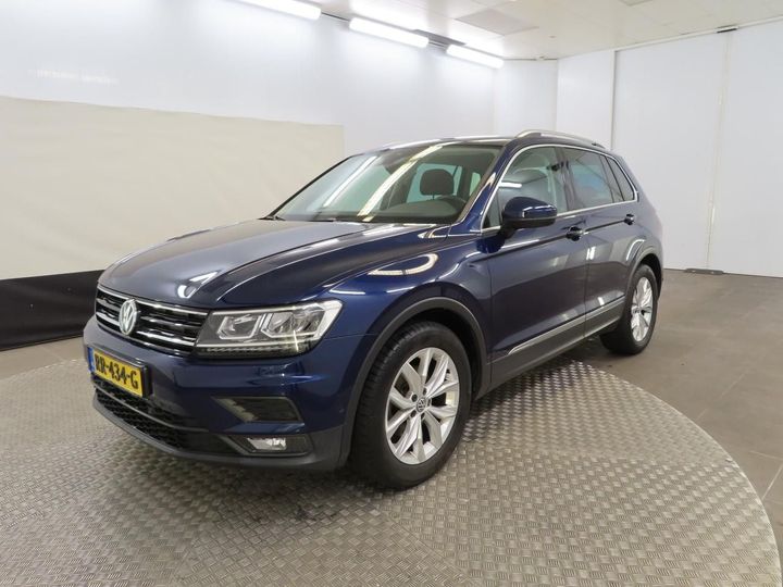 Photo 1 VIN: WVGZZZ5NZJW867719 - VOLKSWAGEN TIGUAN 