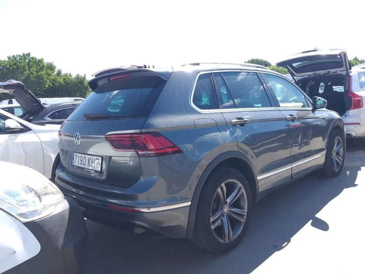 Photo 33 VIN: WVGZZZ5NZJW870582 - VOLKSWAGEN TIGUAN 