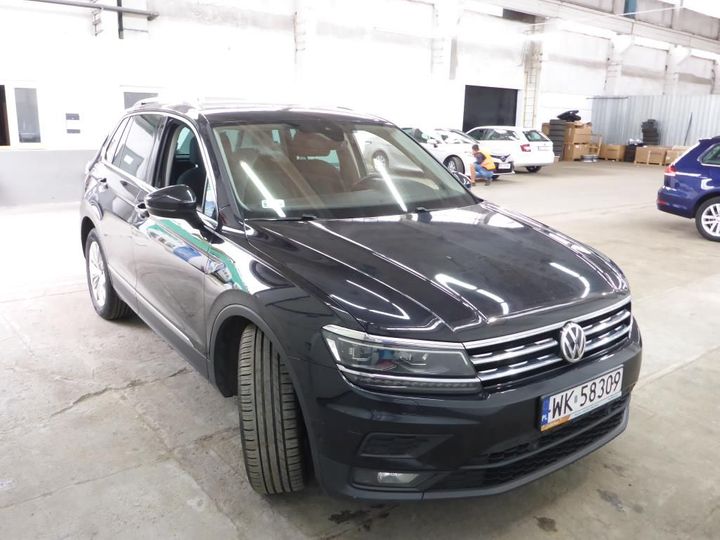 Photo 2 VIN: WVGZZZ5NZJW870723 - VOLKSWAGEN TIGUAN 