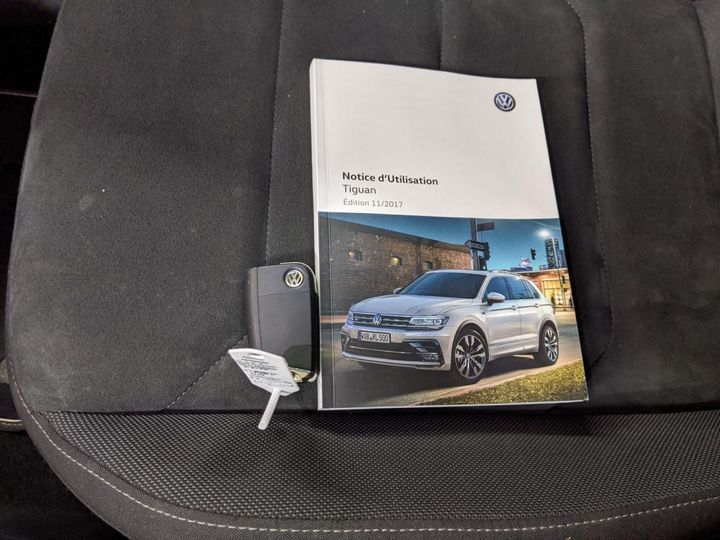 Photo 8 VIN: WVGZZZ5NZJW871332 - VOLKSWAGEN TIGUAN 