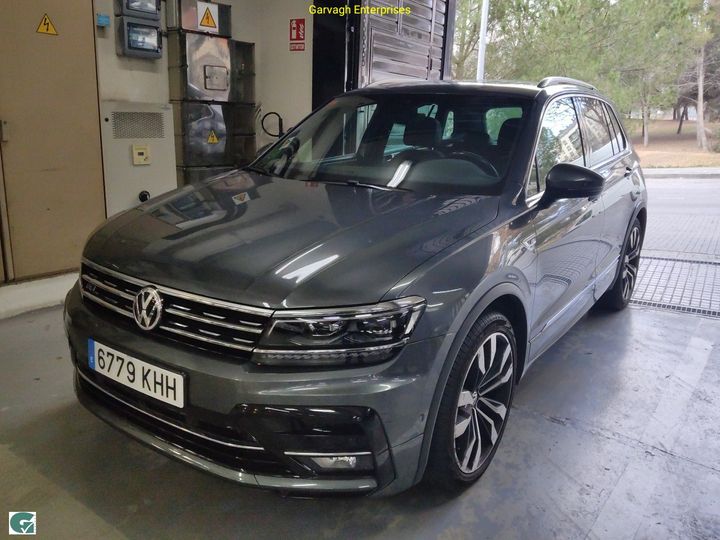 Photo 1 VIN: WVGZZZ5NZJW873368 - VOLKSWAGEN TIGUAN 