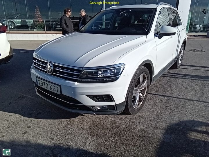 Photo 1 VIN: WVGZZZ5NZJW873851 - VOLKSWAGEN TIGUAN 