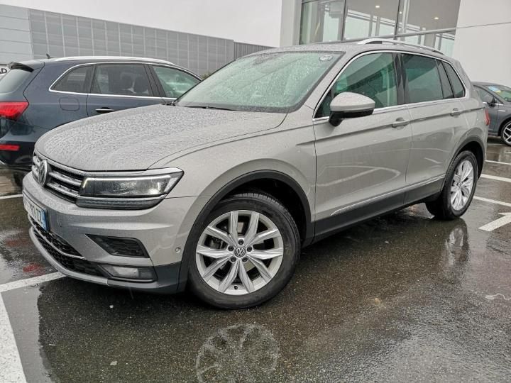 Photo 1 VIN: WVGZZZ5NZJW875730 - VOLKSWAGEN TIGUAN 