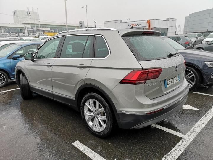 Photo 12 VIN: WVGZZZ5NZJW875730 - VOLKSWAGEN TIGUAN 