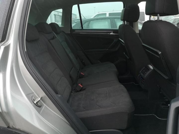 Photo 23 VIN: WVGZZZ5NZJW875730 - VOLKSWAGEN TIGUAN 