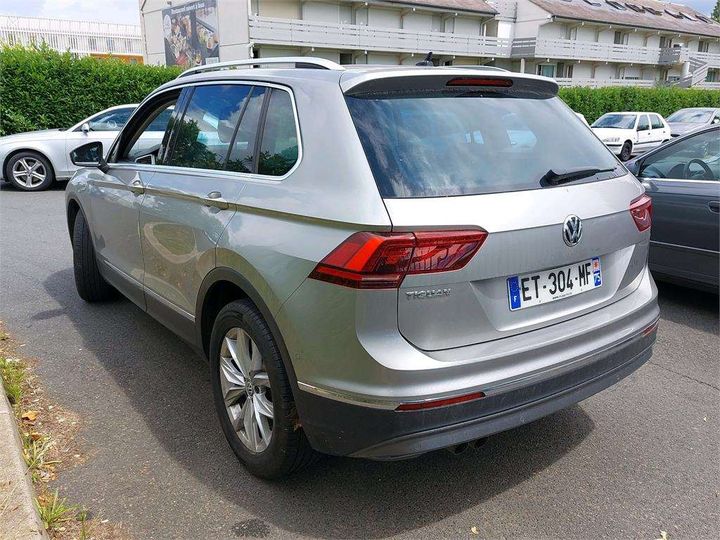 Photo 2 VIN: WVGZZZ5NZJW876602 - VOLKSWAGEN TIGUAN 