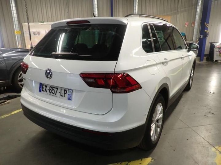 Photo 1 VIN: WVGZZZ5NZJW878178 - VOLKSWAGEN TIGUAN 