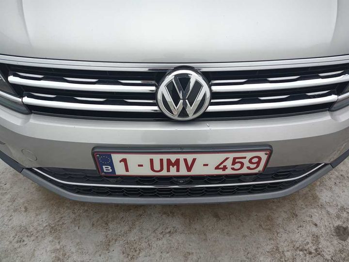 Photo 5 VIN: WVGZZZ5NZJW878972 - VOLKSWAGEN TIGUAN &#3916 