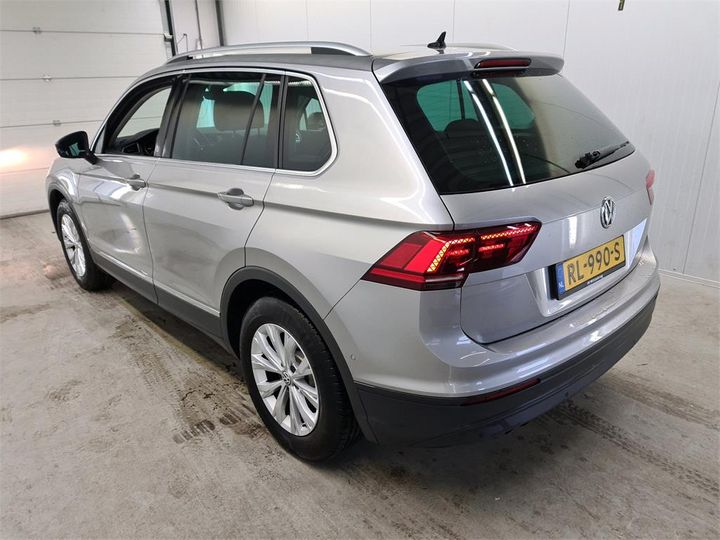 Photo 6 VIN: WVGZZZ5NZJW879313 - VOLKSWAGEN TIGUAN 