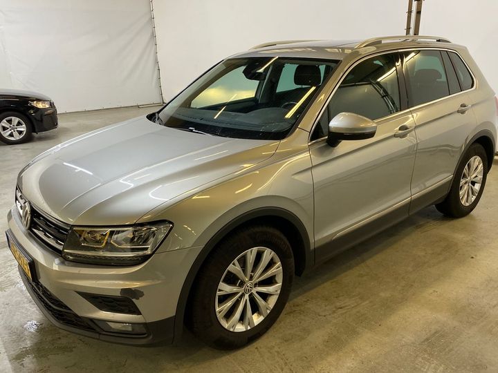 Photo 1 VIN: WVGZZZ5NZJW880506 - VOLKSWAGEN TIGUAN 