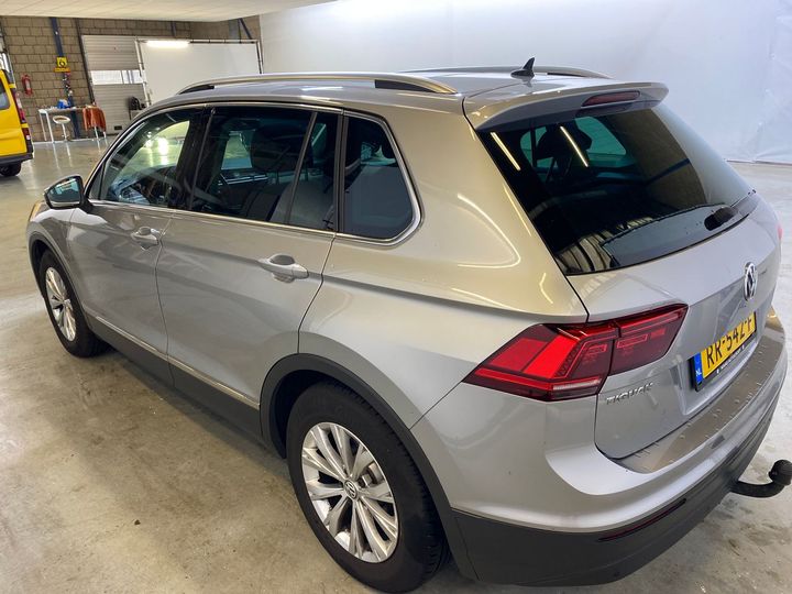 Photo 2 VIN: WVGZZZ5NZJW880506 - VOLKSWAGEN TIGUAN 