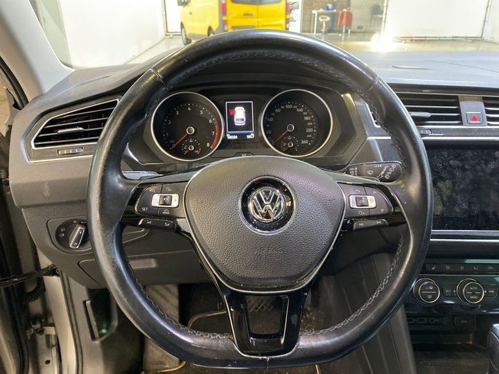 Photo 22 VIN: WVGZZZ5NZJW880506 - VOLKSWAGEN TIGUAN 